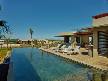 4 Bedroom Villa