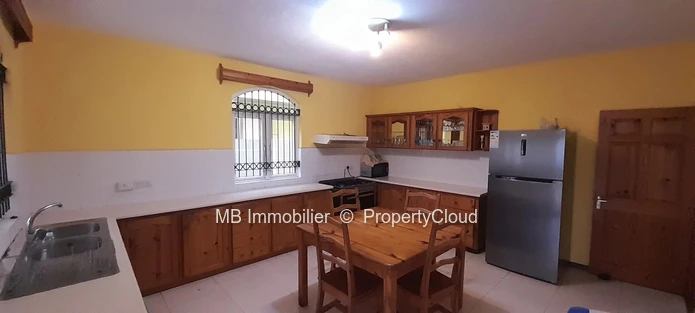 Villa for sale.