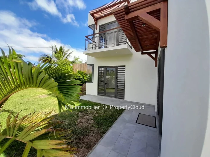 House for sale - Petit Raffray