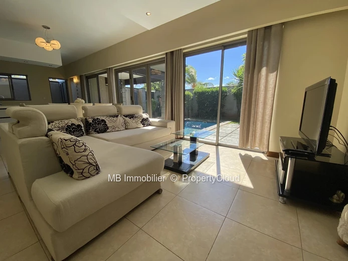 3 bedroom villa for rent.