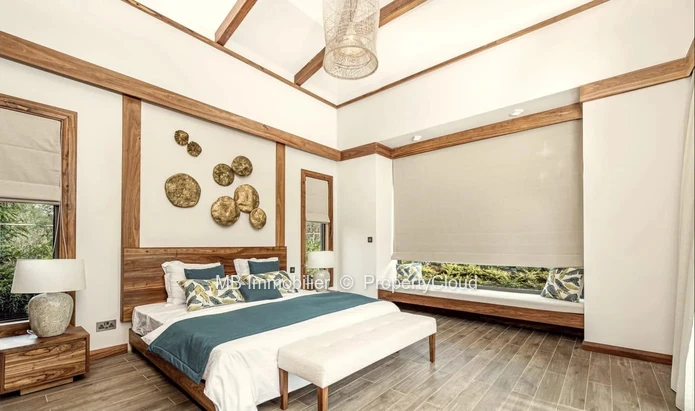 Villa for sale