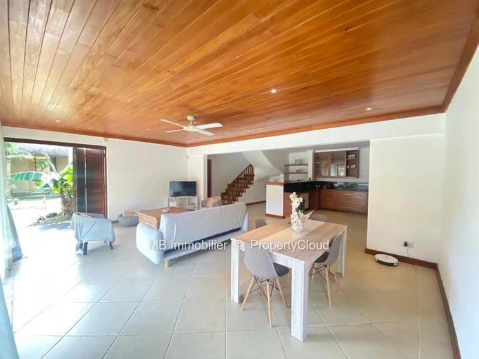 Villa for sale