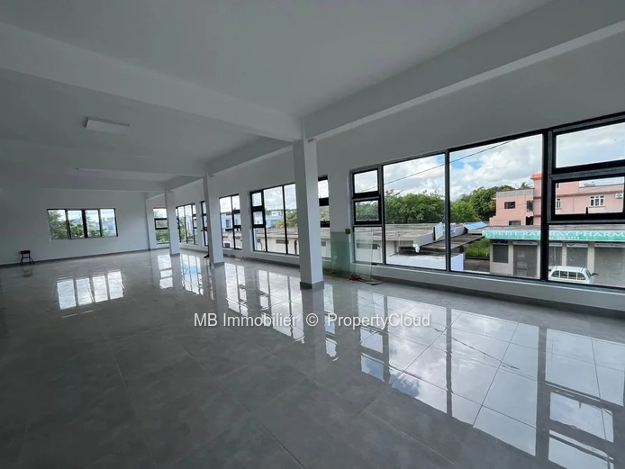 Commercial Building for Rent