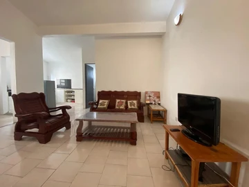 8 Bedroom House