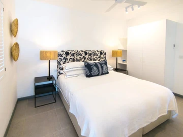 4 Bedroom Apartment