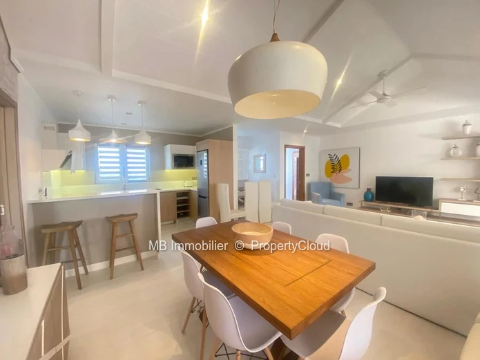 Villa for sale.