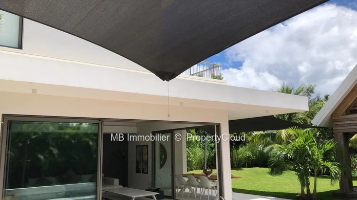 Villa for sale